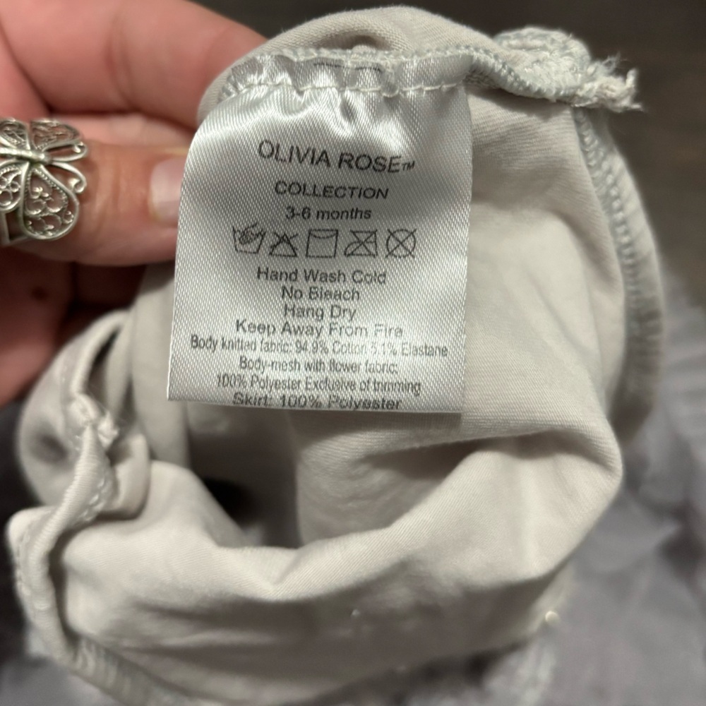 Olivia Rose Fancy Christmas Baby Dress onesie Grey Tulle size 3-6 months - Picture 5 of 5